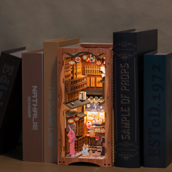 Under The Sakura Tree BOOK NOOK KIT 214pc + LED Light